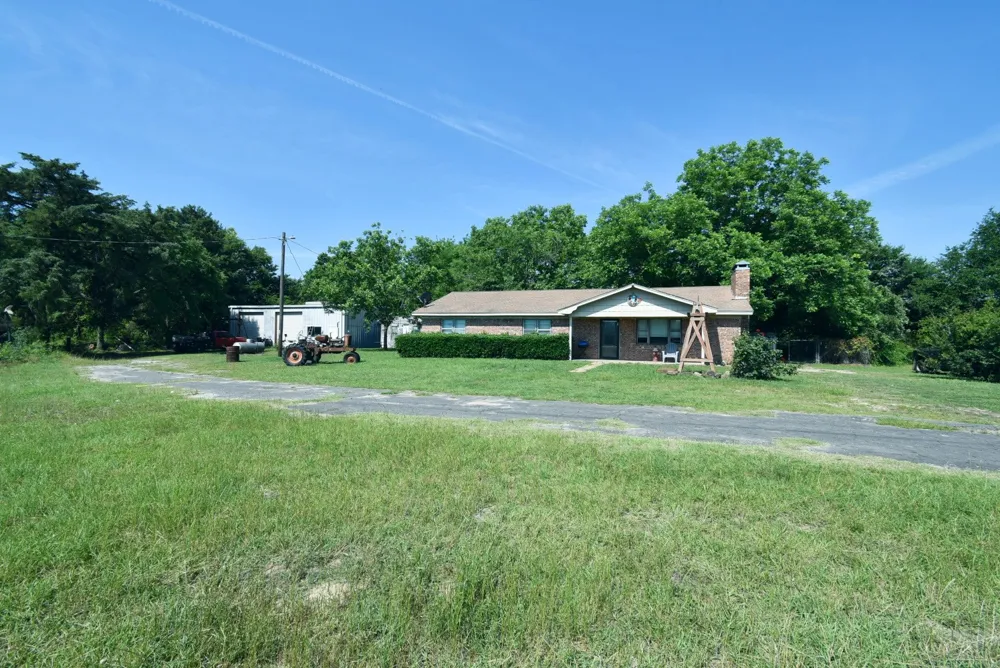 258 County Road 3199 Winnsboro, TX 75494