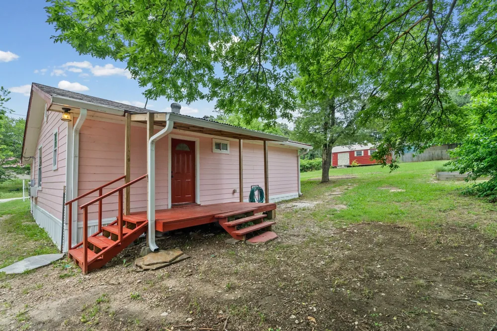 325 West Lane Quinlan, TX 75474