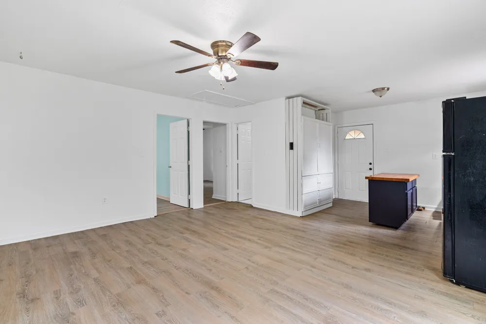 325 West Lane Quinlan, TX 75474