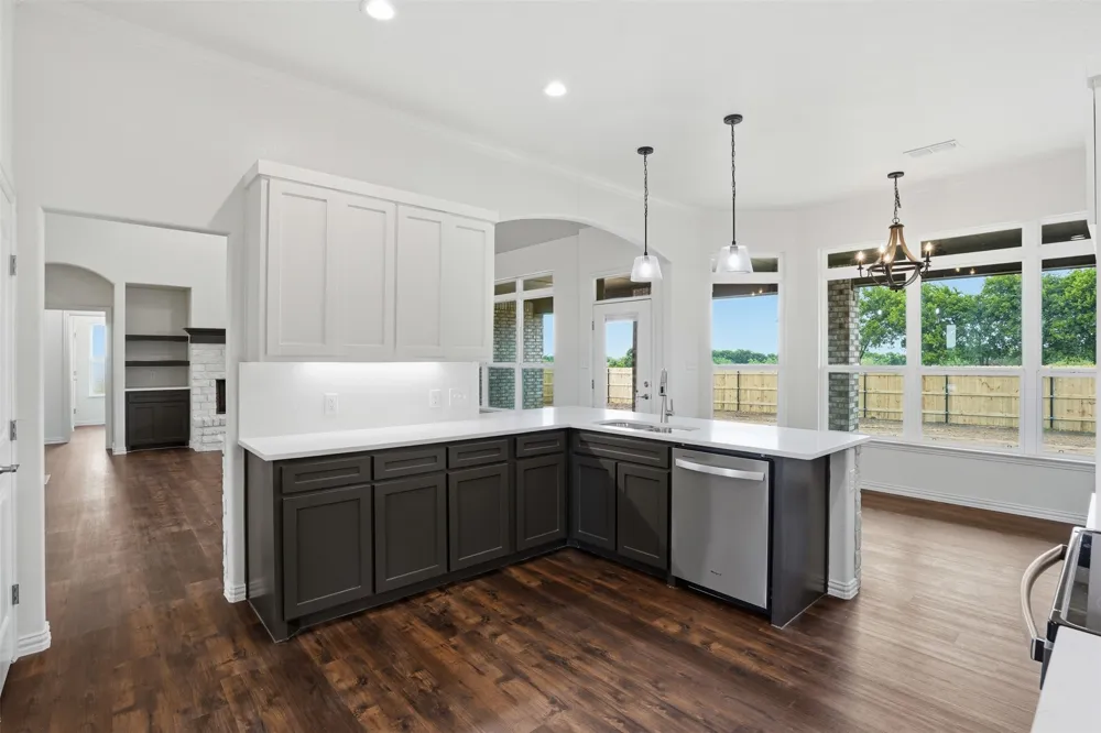 6720 county road 302 Grandview, TX 76050