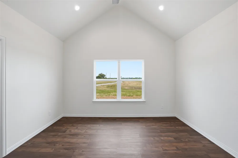 6720 county road 302 Grandview, TX 76050
