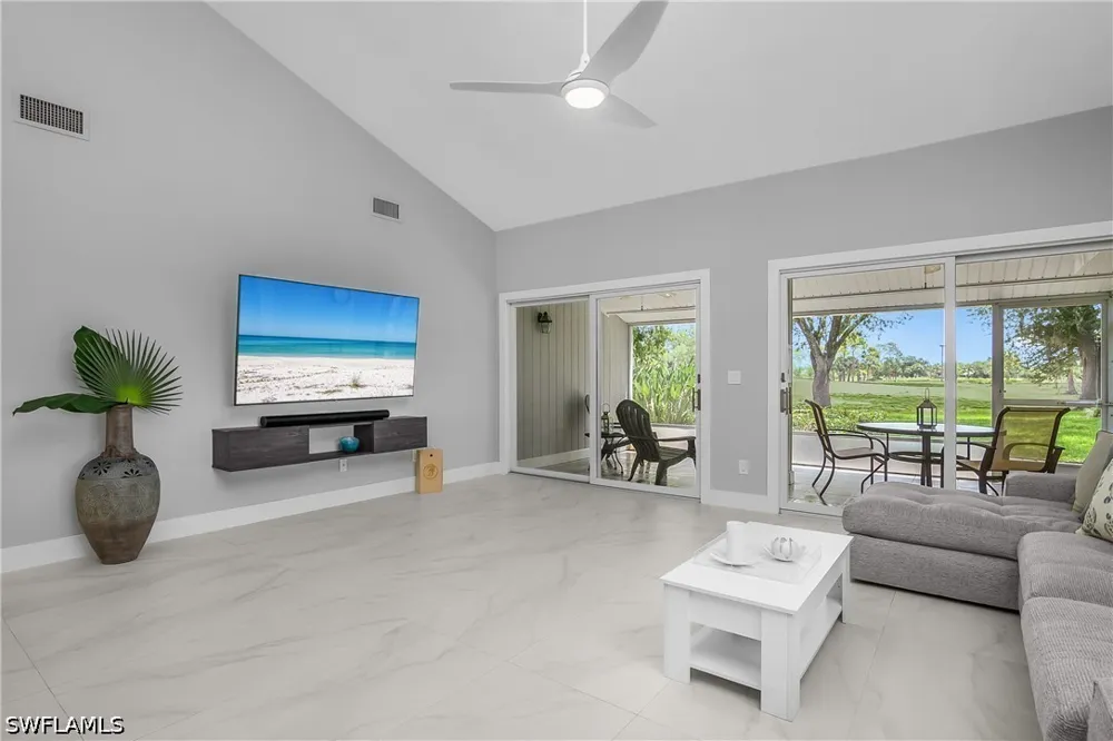 Lockmaben Avenue Fort Myers, FL 33912