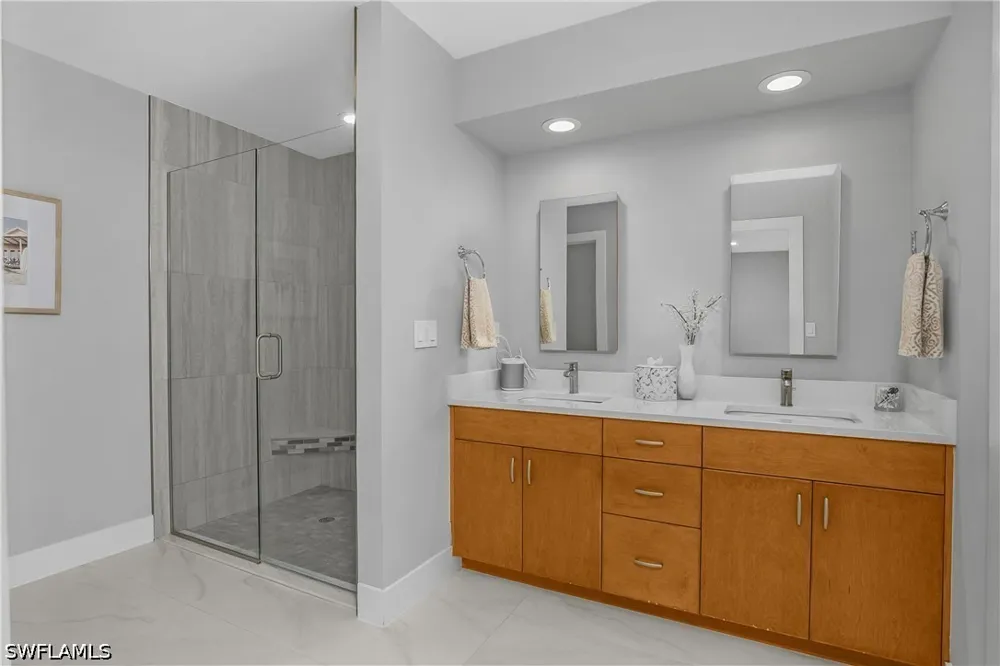 Lockmaben Avenue Fort Myers, FL 33912