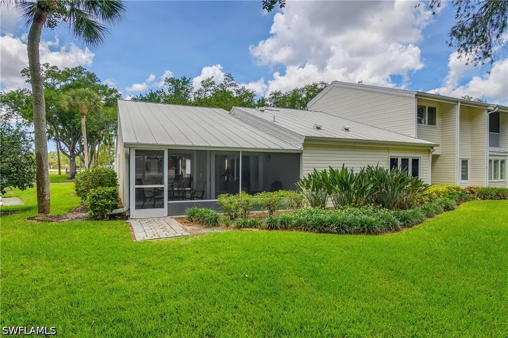 Lockmaben Avenue Fort Myers, FL 33912
