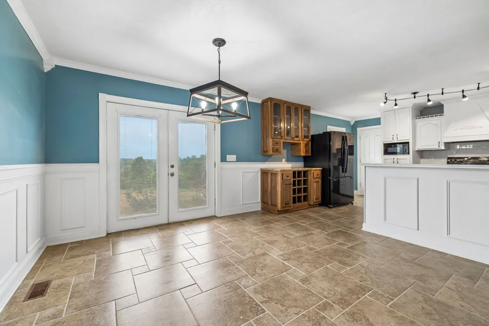 6701 McCormick Ridge Rd Whitleyville, TN 38588