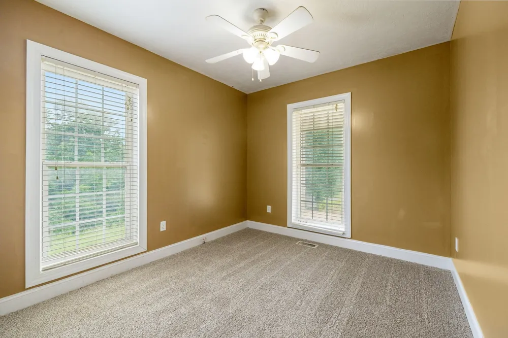 6701 McCormick Ridge Rd Whitleyville, TN 38588