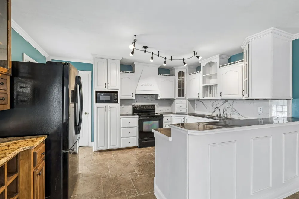 6701 McCormick Ridge Rd Whitleyville, TN 38588