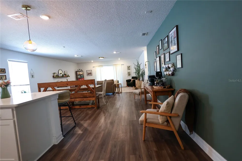 9553 SUMMERS CAY CIRCLE Thonotosassa, FL 33592
