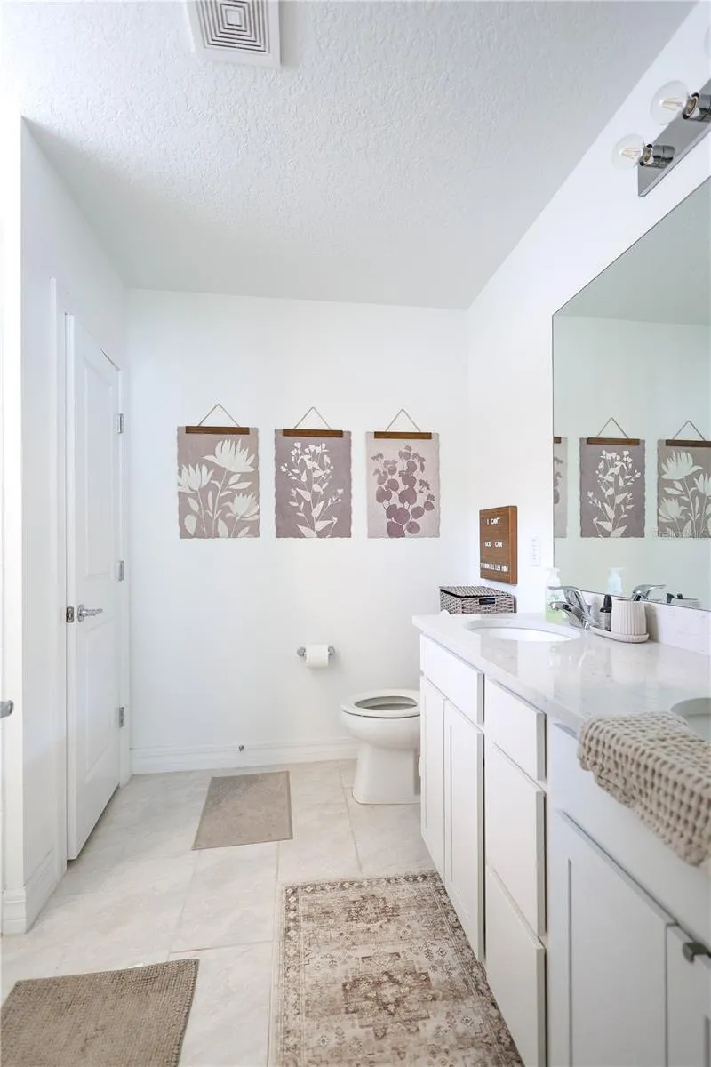 9553 SUMMERS CAY CIRCLE Thonotosassa, FL 33592