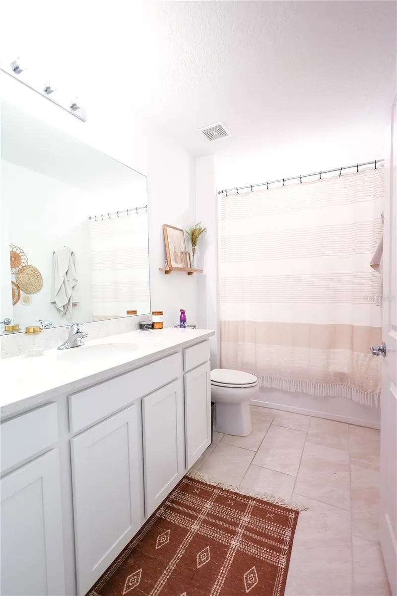 9553 SUMMERS CAY CIRCLE Thonotosassa, FL 33592