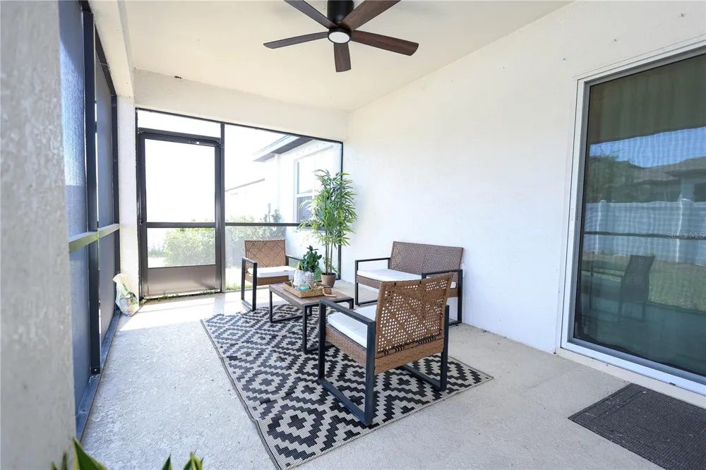 9553 SUMMERS CAY CIRCLE Thonotosassa, FL 33592