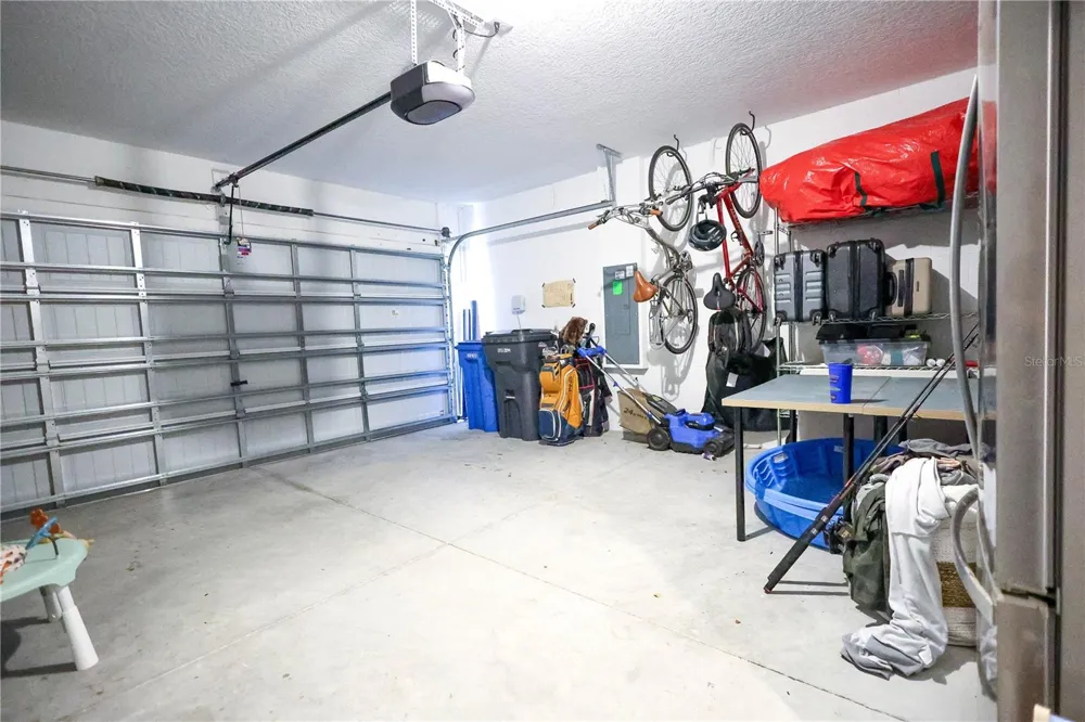9553 SUMMERS CAY CIRCLE Thonotosassa, FL 33592