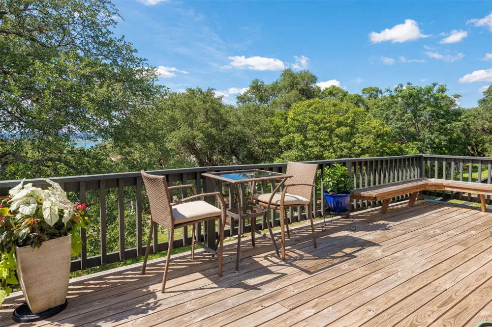 1215 Amanda Drive Canyon Lake, TX 78133