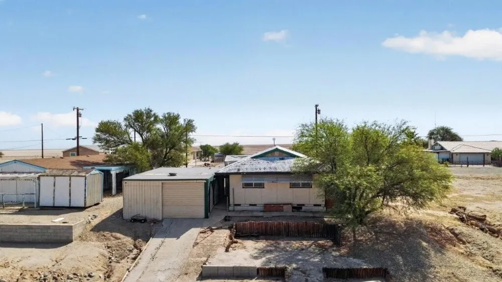 2367 Oahu Lane Thermal, CA 92274