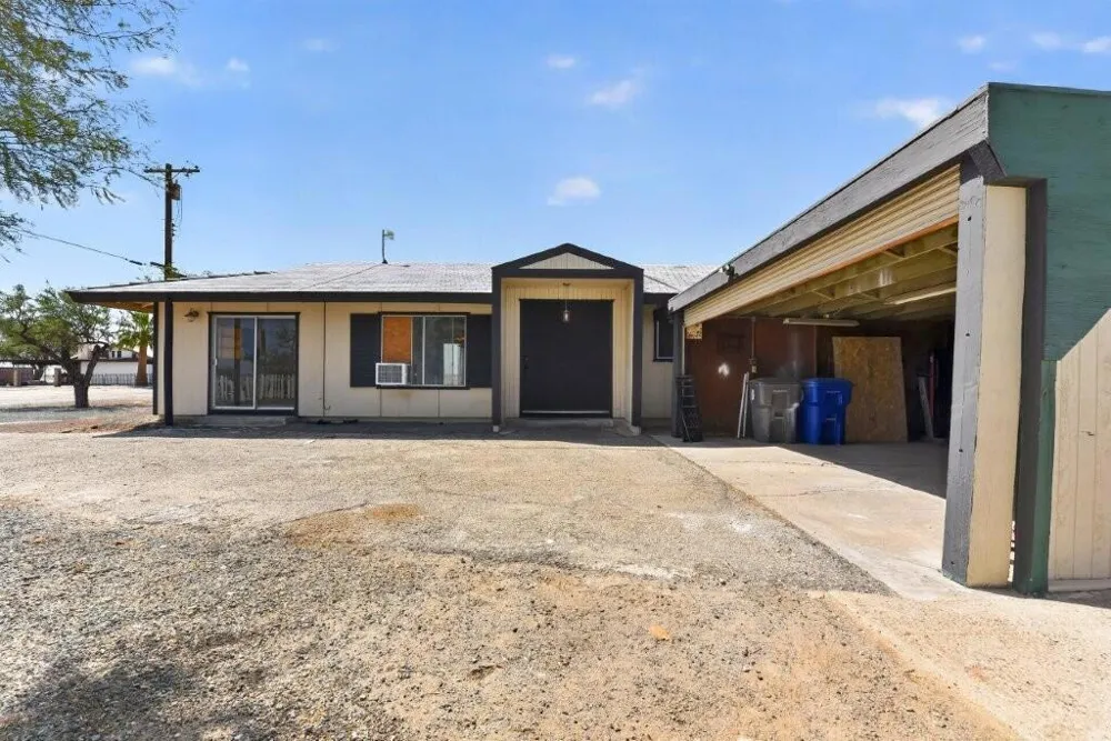 2367 Oahu Lane Thermal, CA 92274