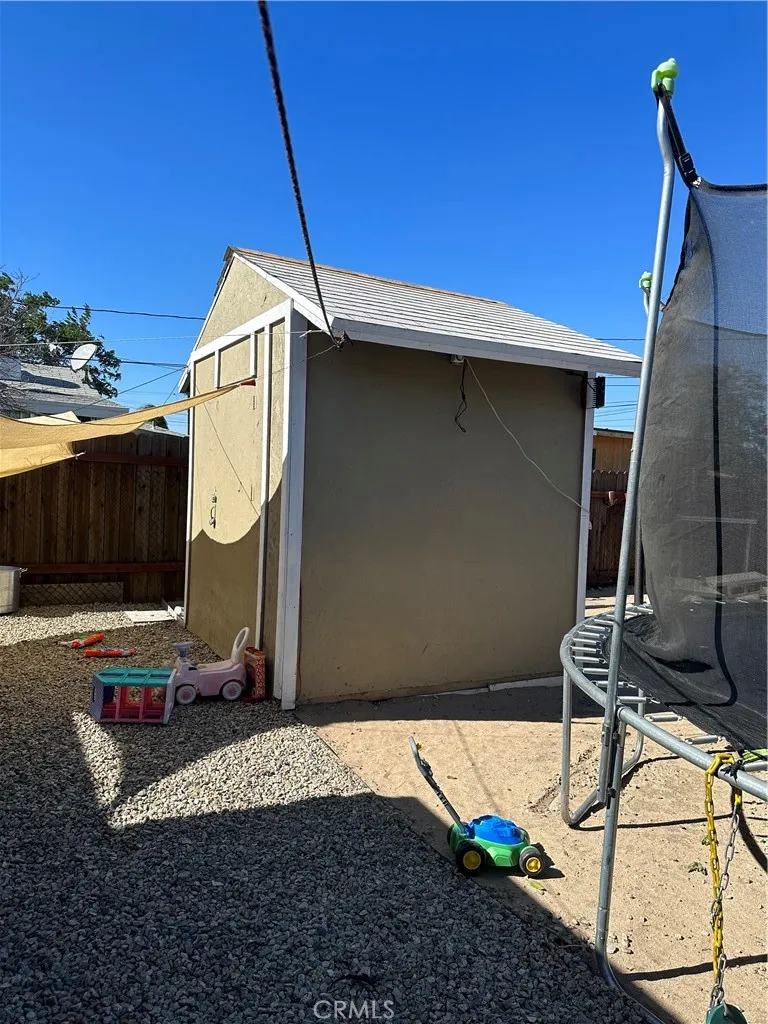25226 Court San Bernardino, CA 92410