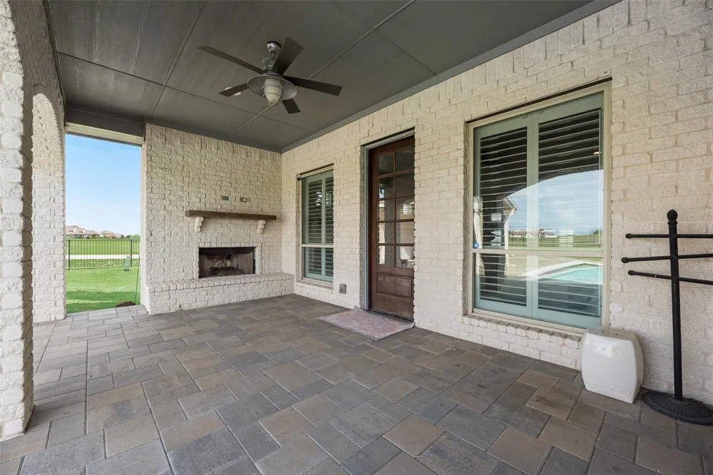 1570 Winding Creek Lane Rockwall, TX 75032