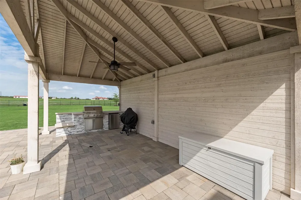 1570 Winding Creek Lane Rockwall, TX 75032