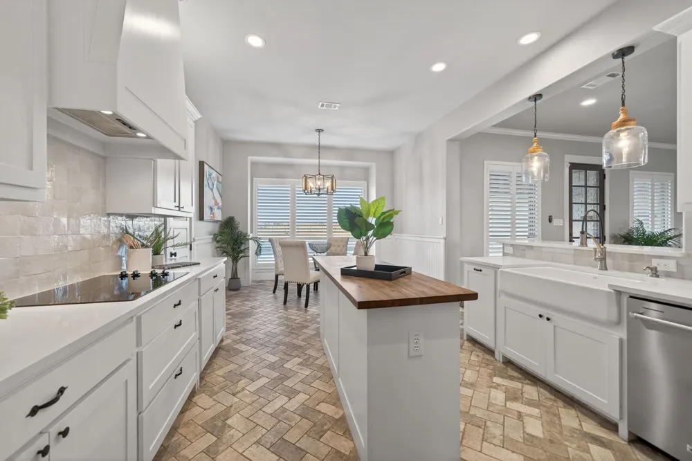 1570 Winding Creek Lane Rockwall, TX 75032