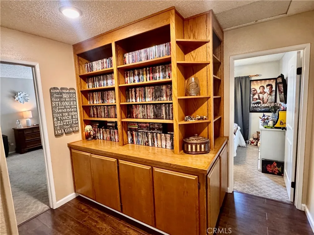 28362 Sycamore Highland, CA 92346