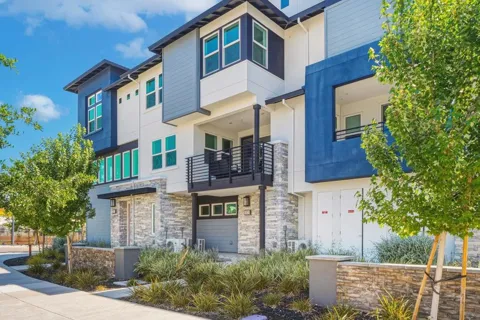 5767 Iron Horse Parkway #B