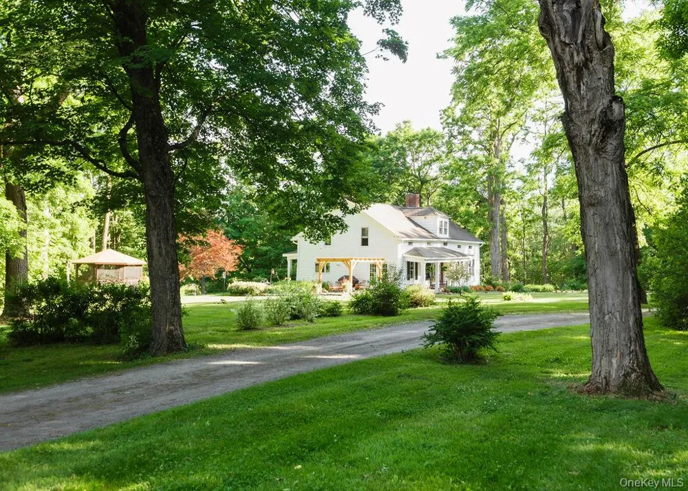 121 Coutant Road Circleville, NY 10919