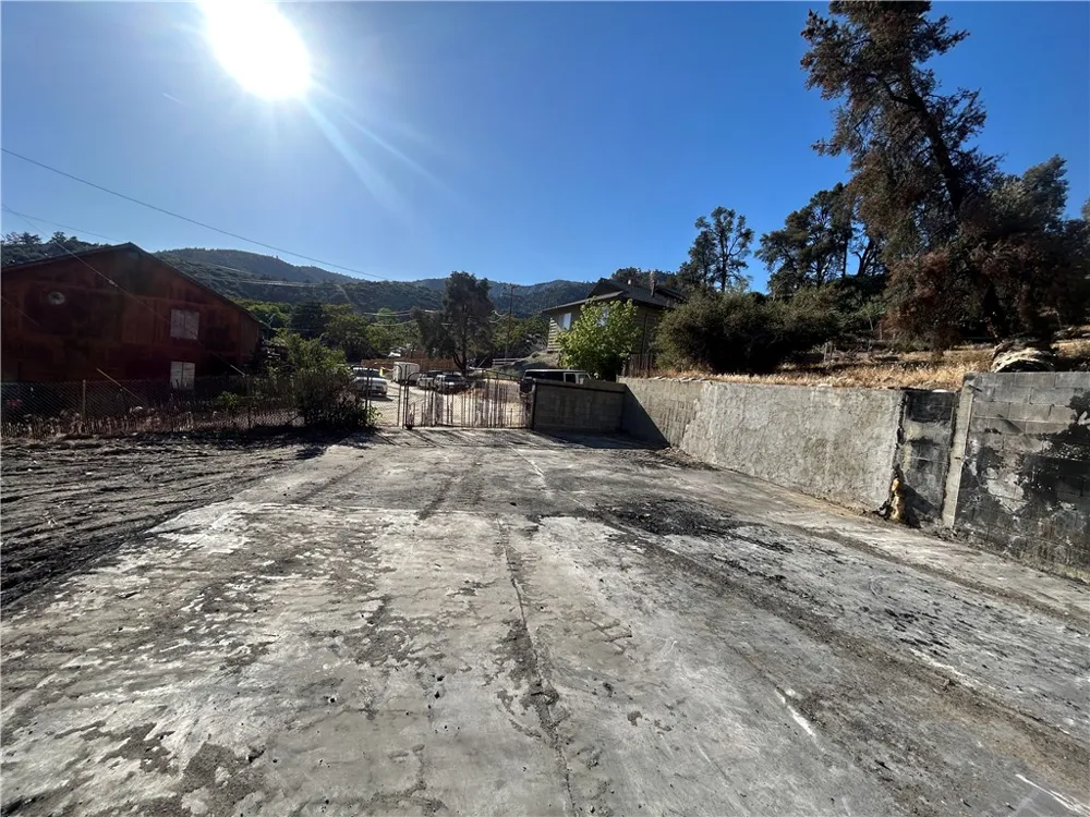 411 Pico Frazier Park, CA 93225
