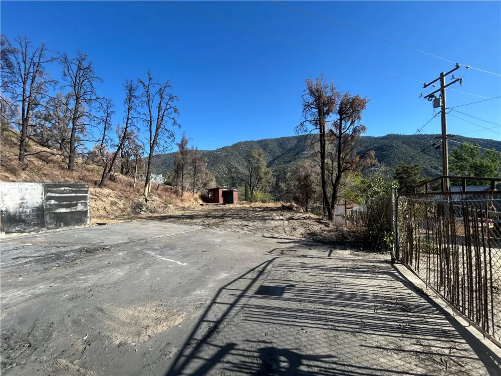 411 Pico Frazier Park, CA 93225