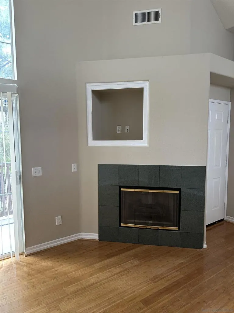 10284 Wateridge Circle #243 San Diego, CA 92121