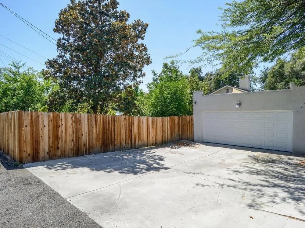 5742 Magnolia Riverside, CA 92506