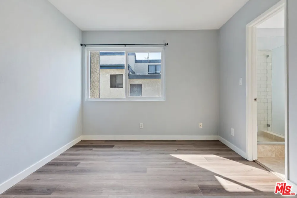 29239 Heathercliff Road #12 Malibu, CA 90265