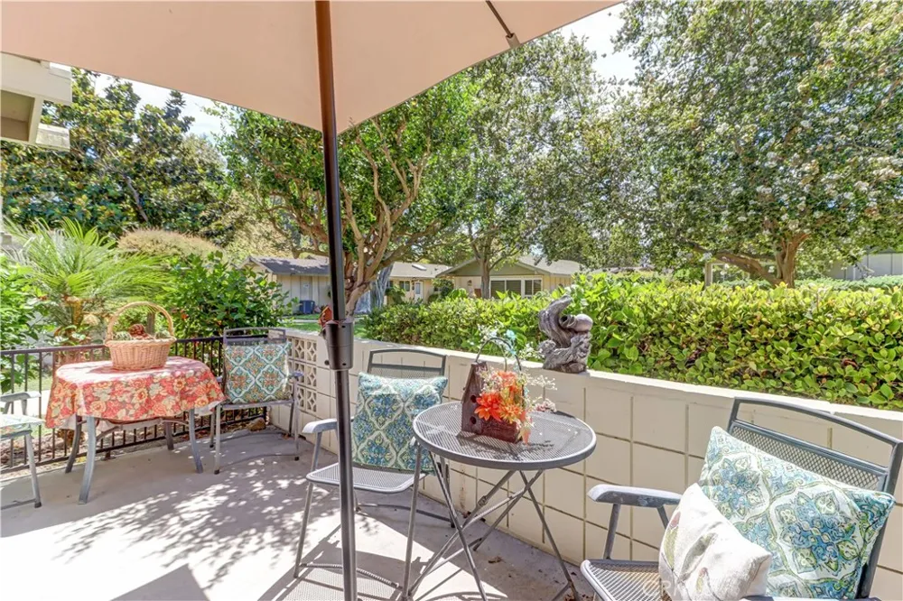 176 Avenida Majorca #A Laguna Woods, CA 92637
