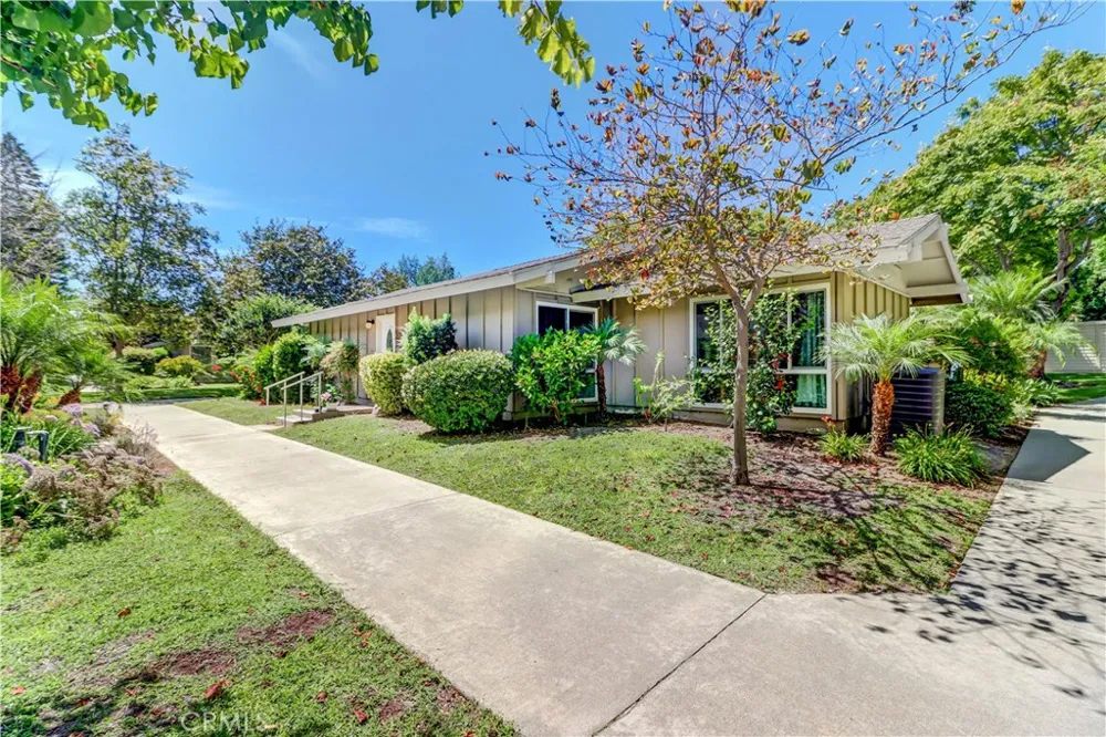 176 Avenida Majorca #A Laguna Woods, CA 92637