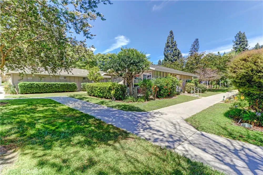 176 Avenida Majorca #A Laguna Woods, CA 92637
