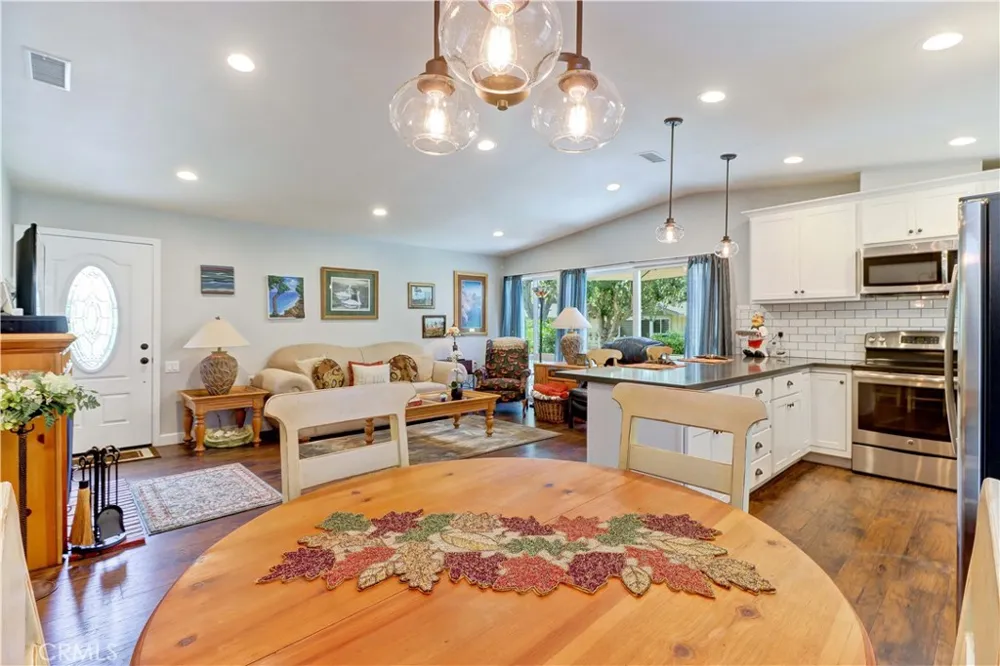 176 Avenida Majorca #A Laguna Woods, CA 92637