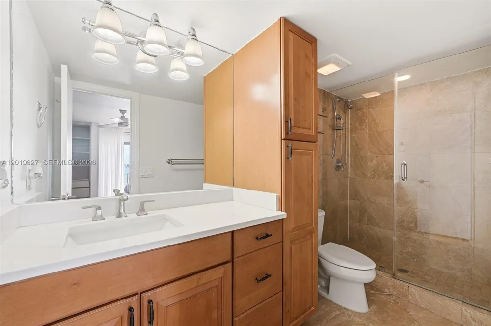 2757 NE 165th Ter #28 North Miami Beach, FL 33160