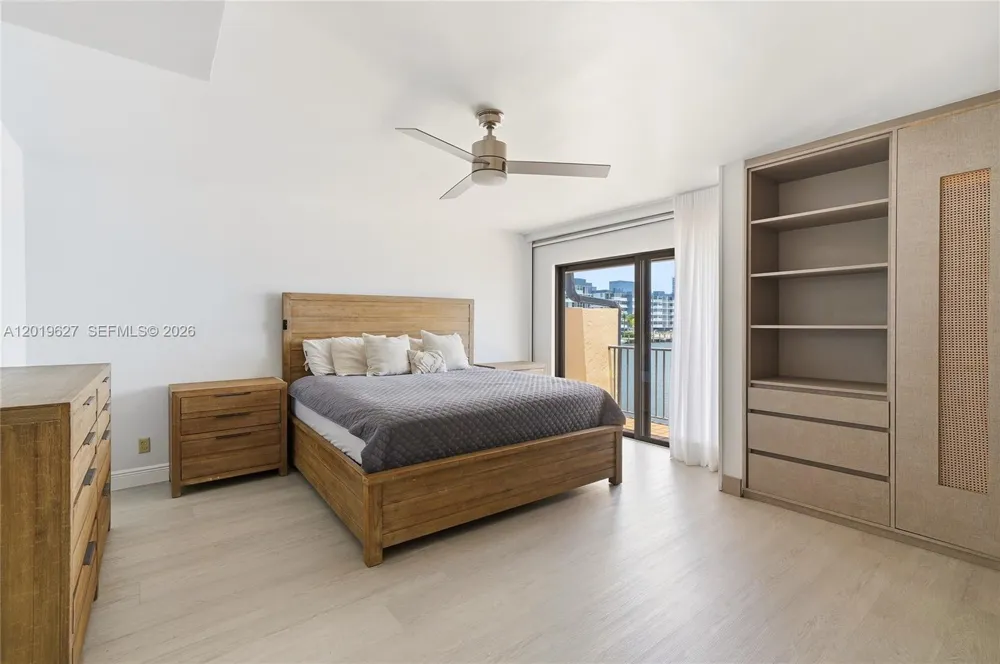 2757 NE 165th Ter #28 North Miami Beach, FL 33160