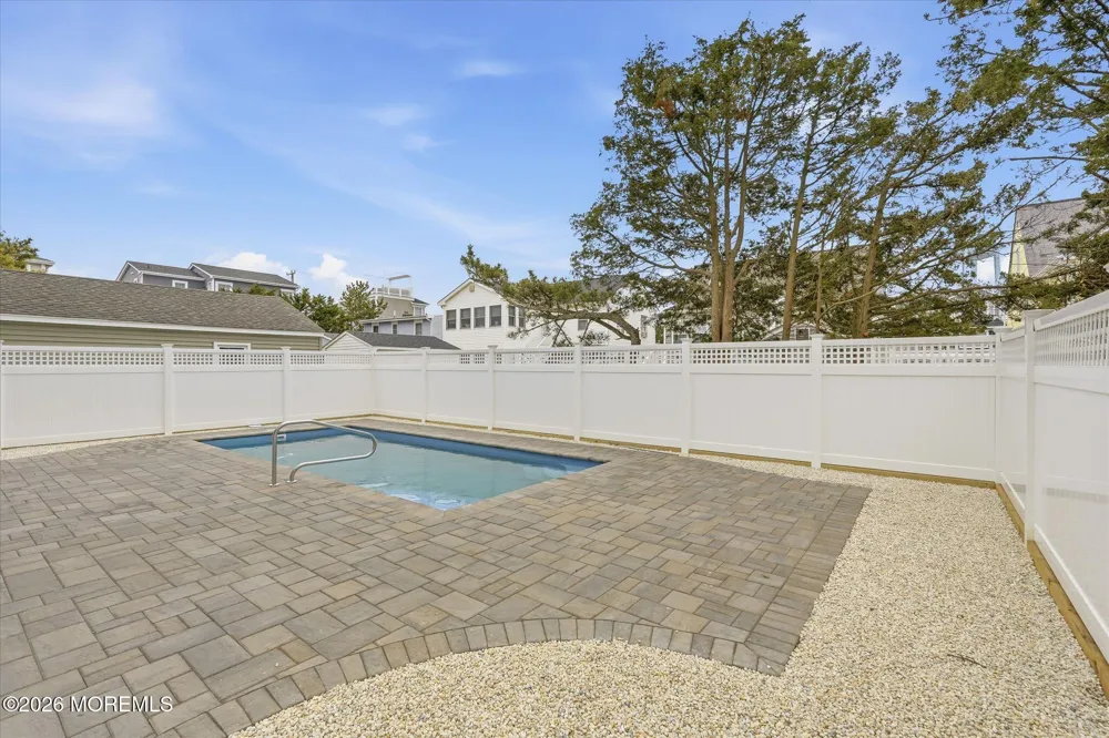 10 W Kirkland Avenue Long Beach, NJ 08008