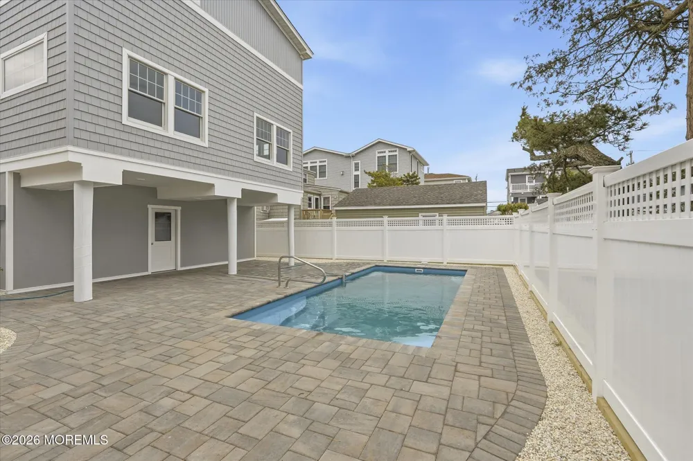 10 W Kirkland Avenue Long Beach, NJ 08008