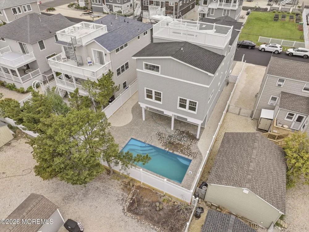 10 W Kirkland Avenue Long Beach, NJ 08008