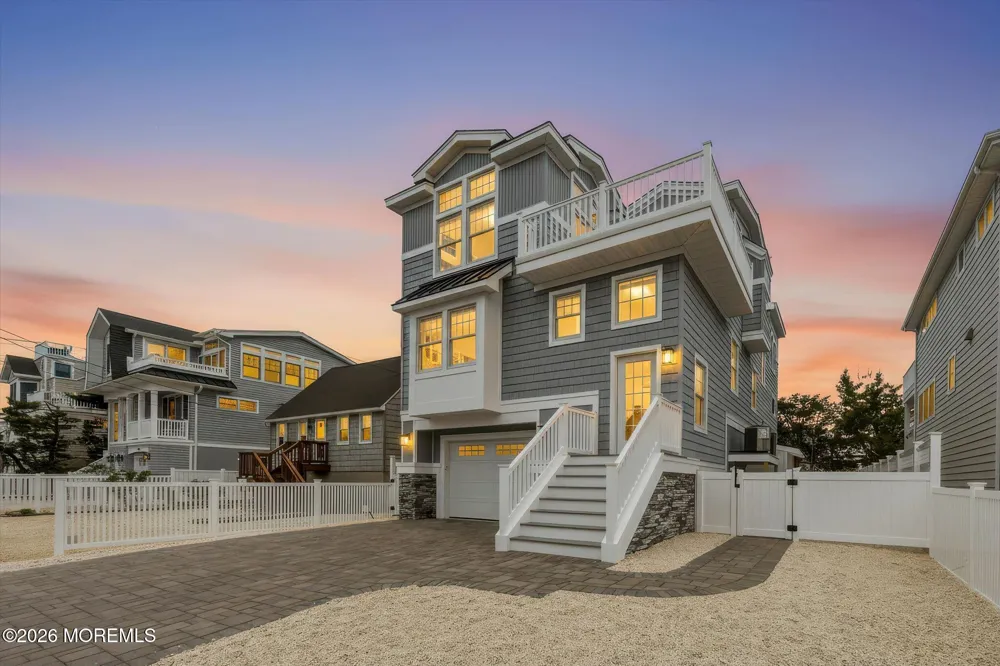 10 W Kirkland Avenue Long Beach, NJ 08008