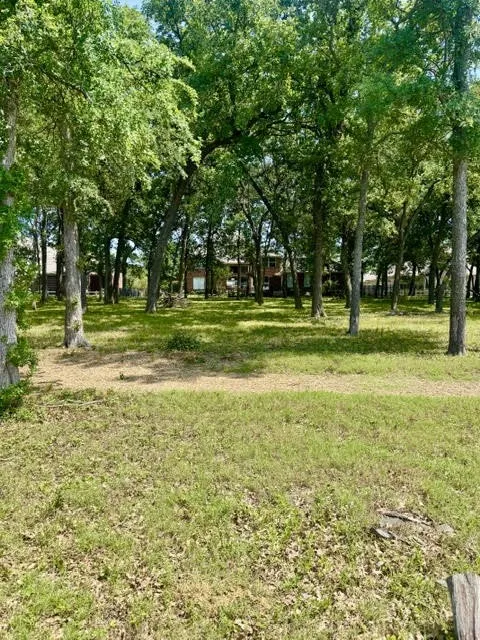 721 Paradise Cove Shady Shores, TX 76208