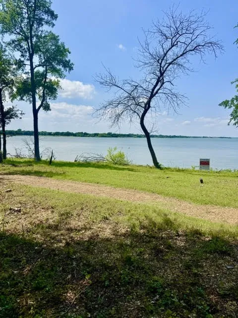 721 Paradise Cove Shady Shores, TX 76208