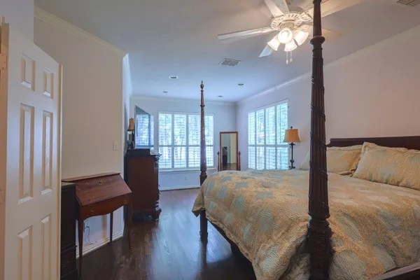 721 Paradise Cove Shady Shores, TX 76208