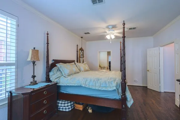 721 Paradise Cove Shady Shores, TX 76208