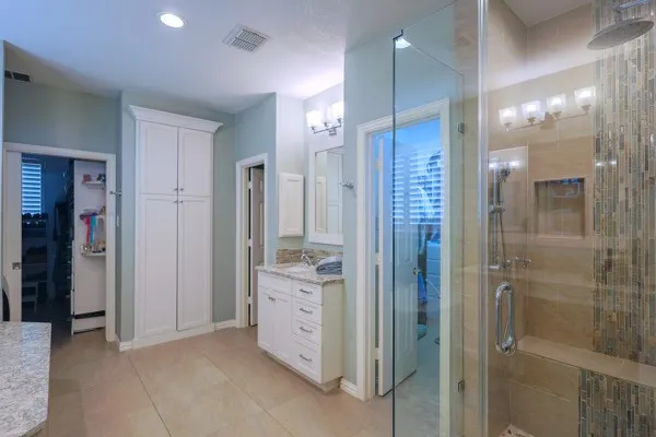 721 Paradise Cove Shady Shores, TX 76208