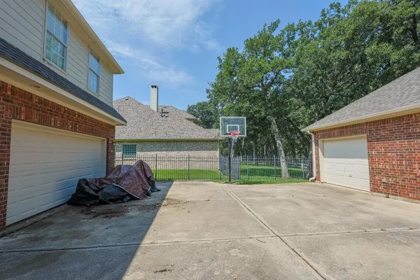 721 Paradise Cove Shady Shores, TX 76208