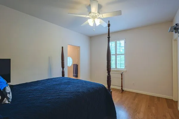 721 Paradise Cove Shady Shores, TX 76208