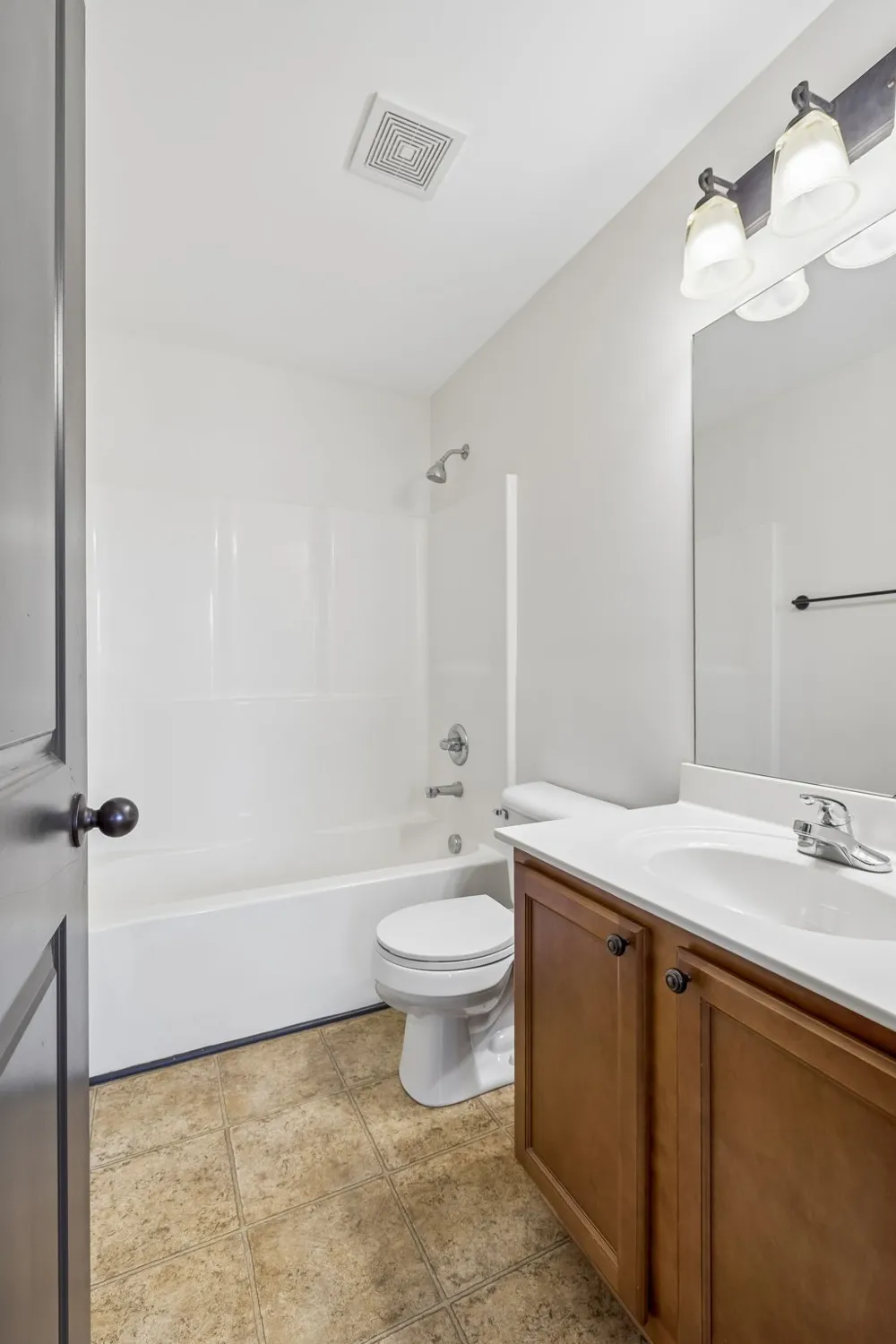 1812 Isabelle Ct Antioch, TN 37013