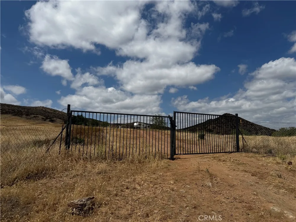 42520 Grama Rd Aguanga, CA 92536